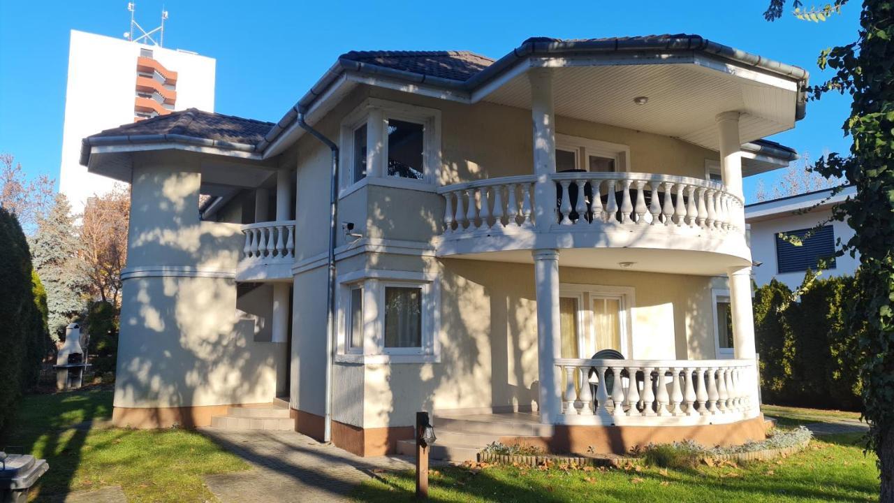 Yellow Sun 2 Apartman Siófok Exterior foto