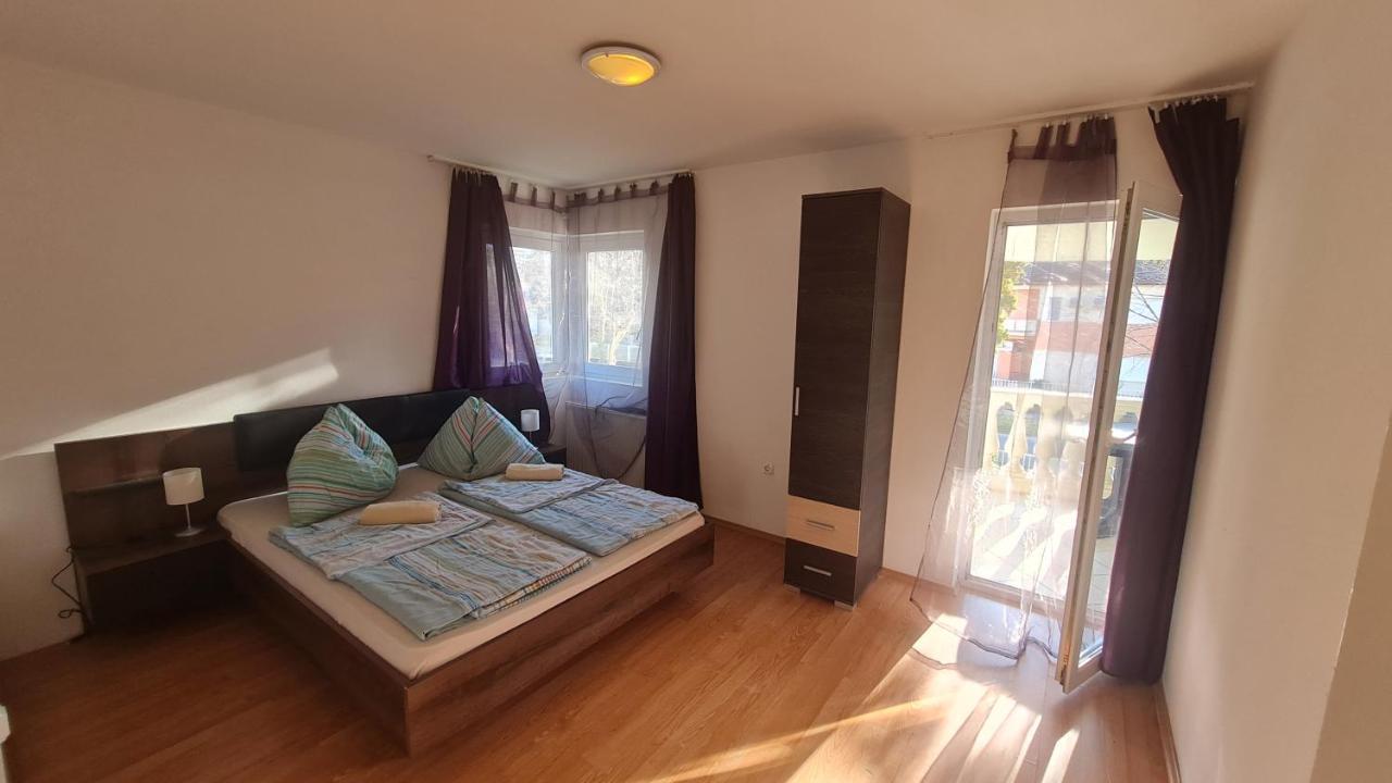 Yellow Sun 2 Apartman Siófok Exterior foto