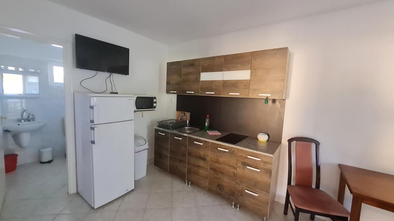 Yellow Sun 2 Apartman Siófok Exterior foto