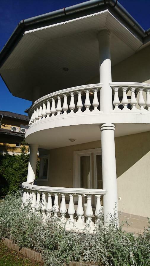 Yellow Sun 2 Apartman Siófok Exterior foto