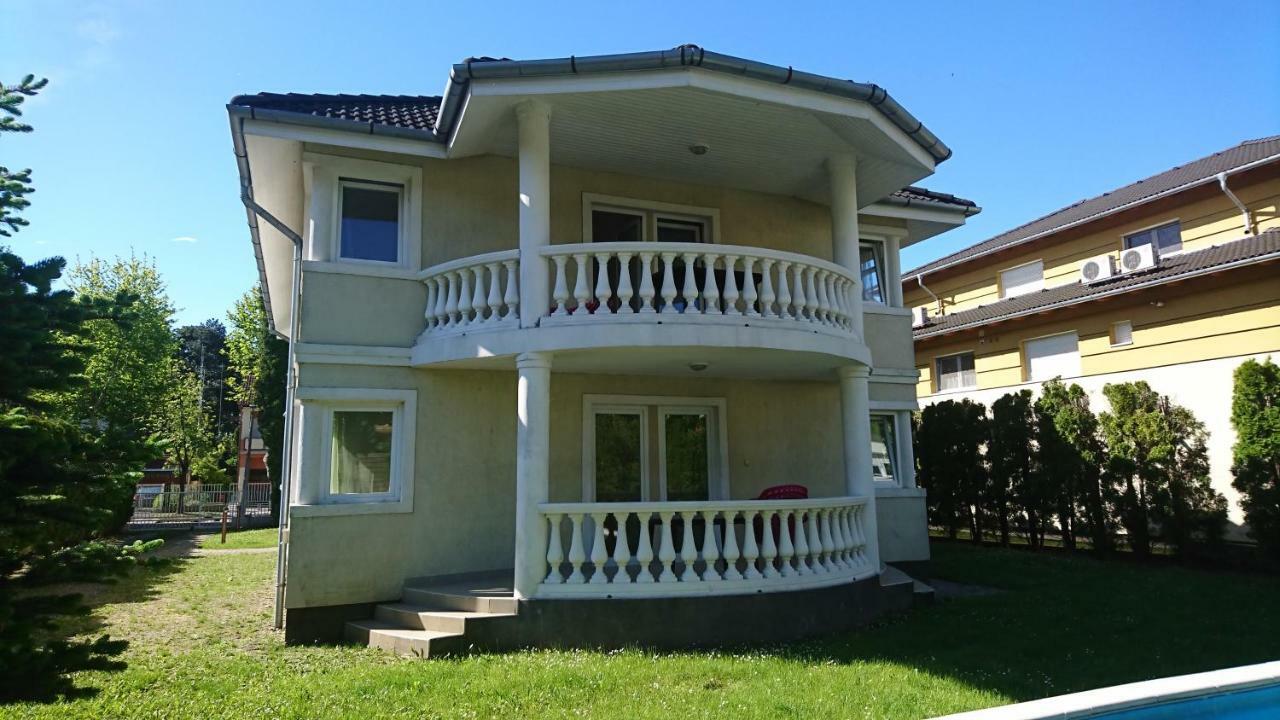 Yellow Sun 2 Apartman Siófok Exterior foto